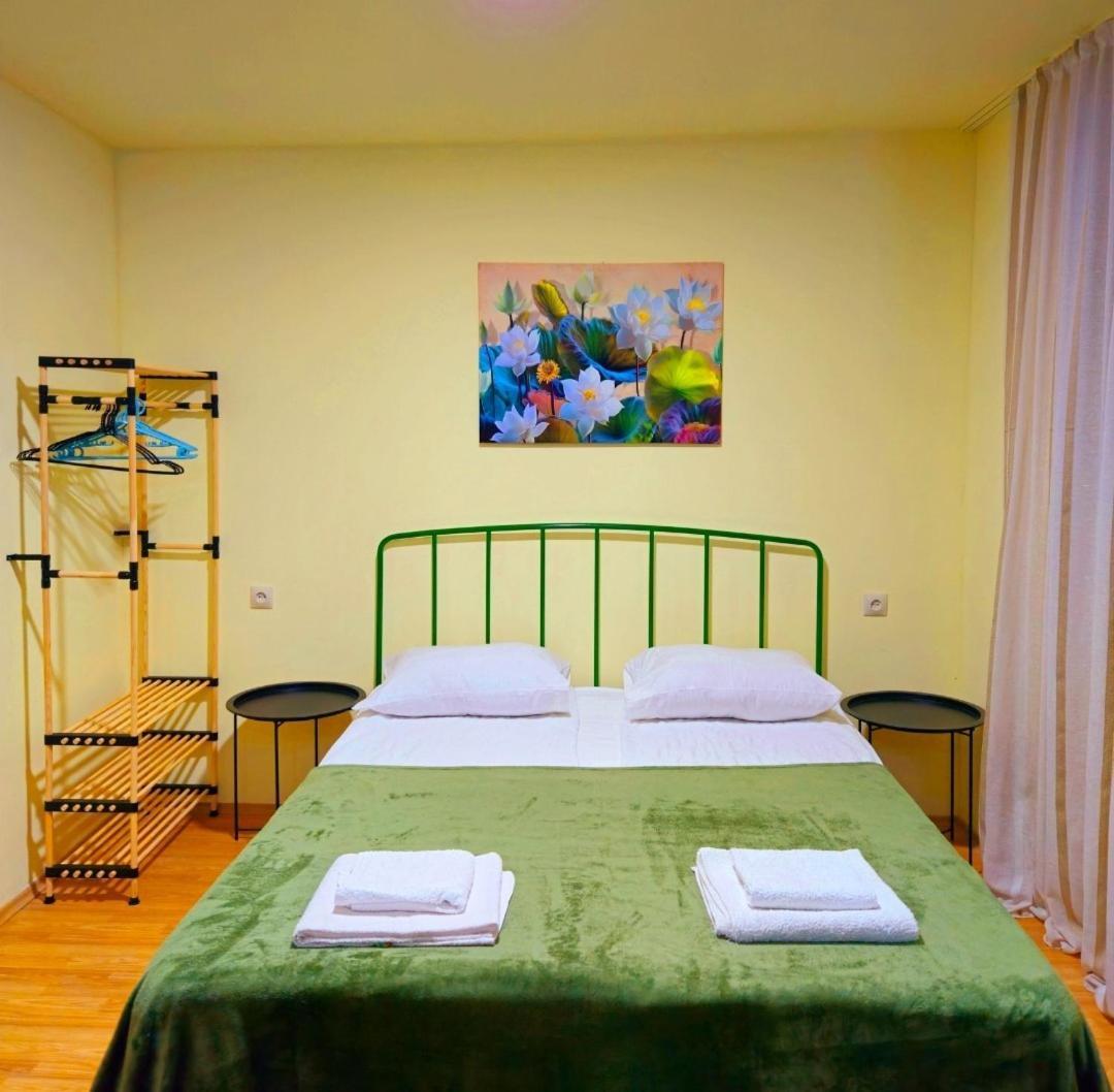 Apartment In The Old District Tbilisi Esterno foto