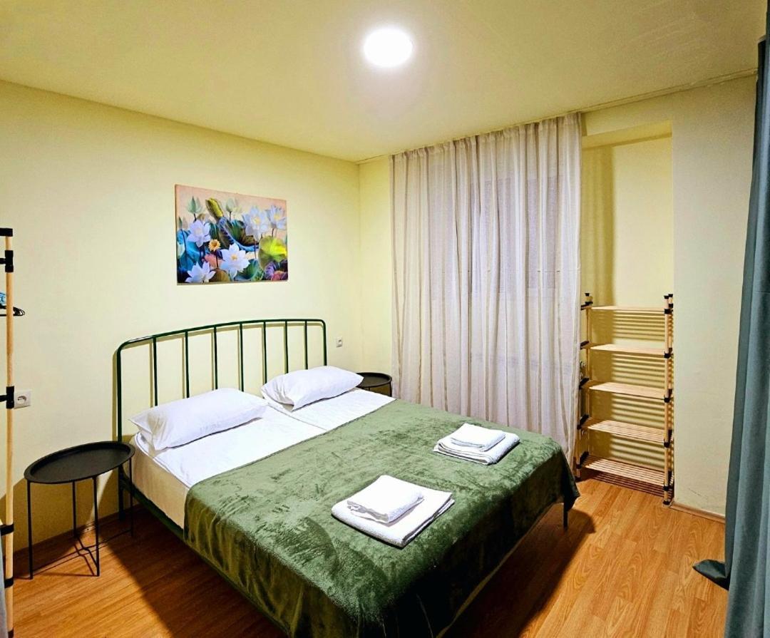 Apartment In The Old District Tbilisi Esterno foto