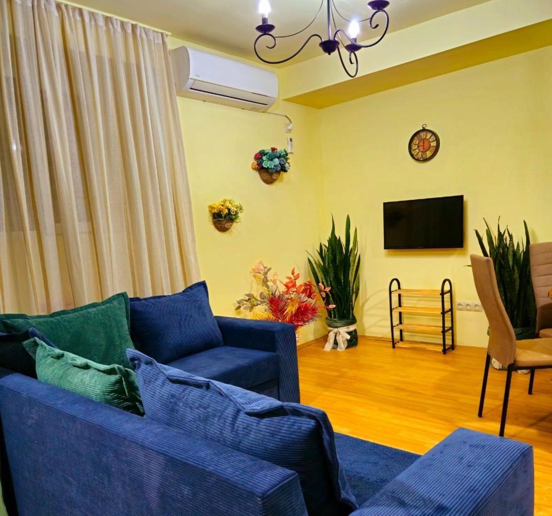 Apartment In The Old District Tbilisi Esterno foto