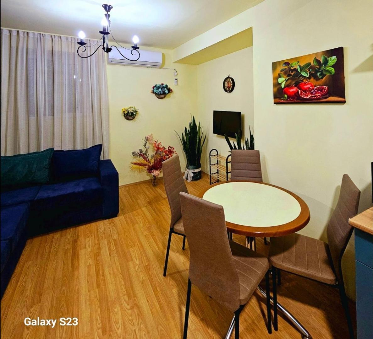 Apartment In The Old District Tbilisi Esterno foto