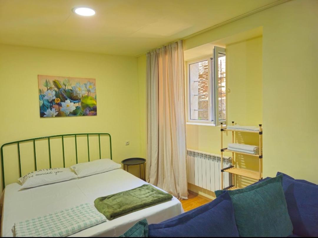 Apartment In The Old District Tbilisi Esterno foto