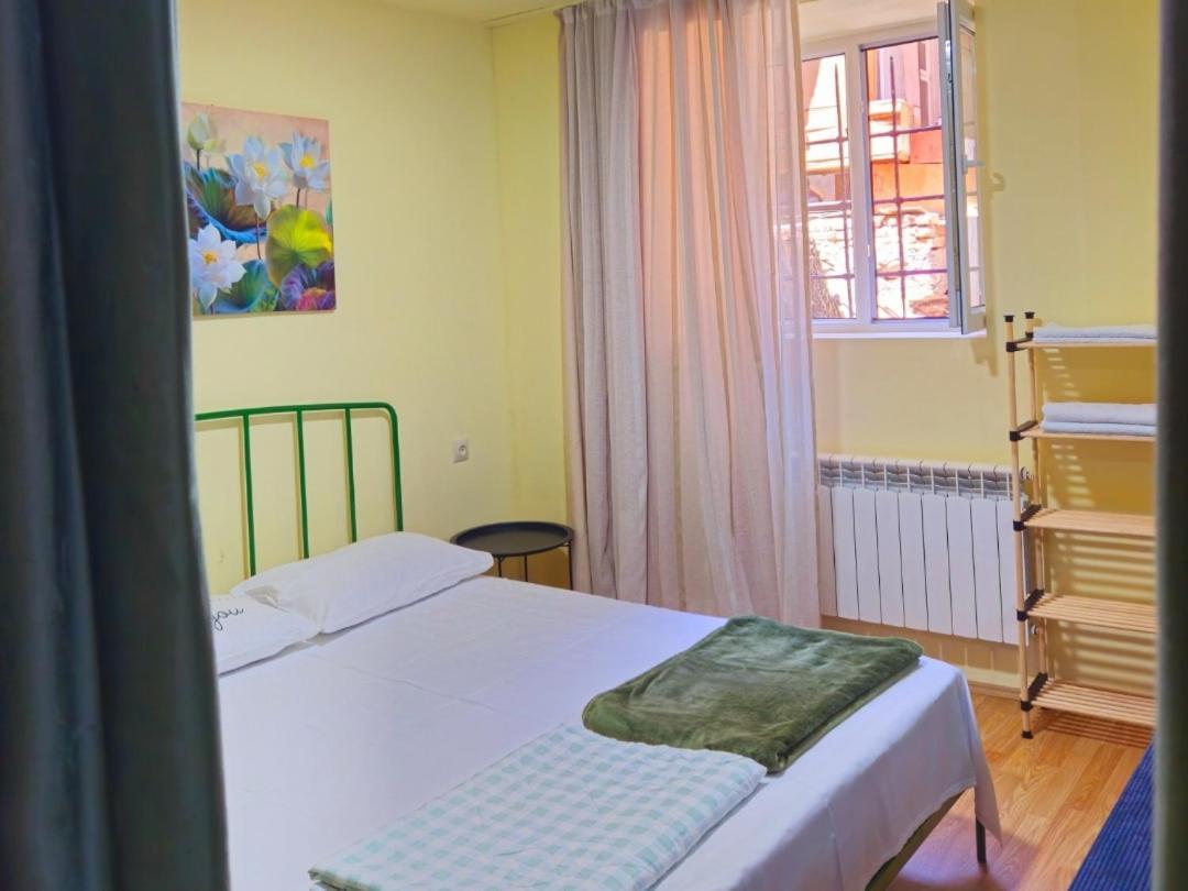 Apartment In The Old District Tbilisi Esterno foto
