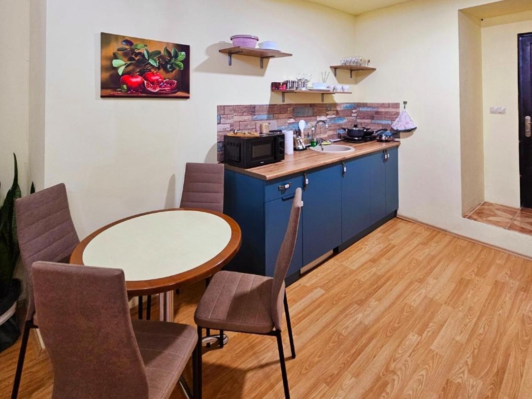 Apartment In The Old District Tbilisi Esterno foto